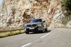 P90478657_highRes_the-first-ever-bmw-x