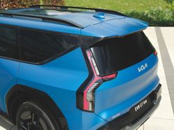 KIA_EV9-GTLine-Detail_02
