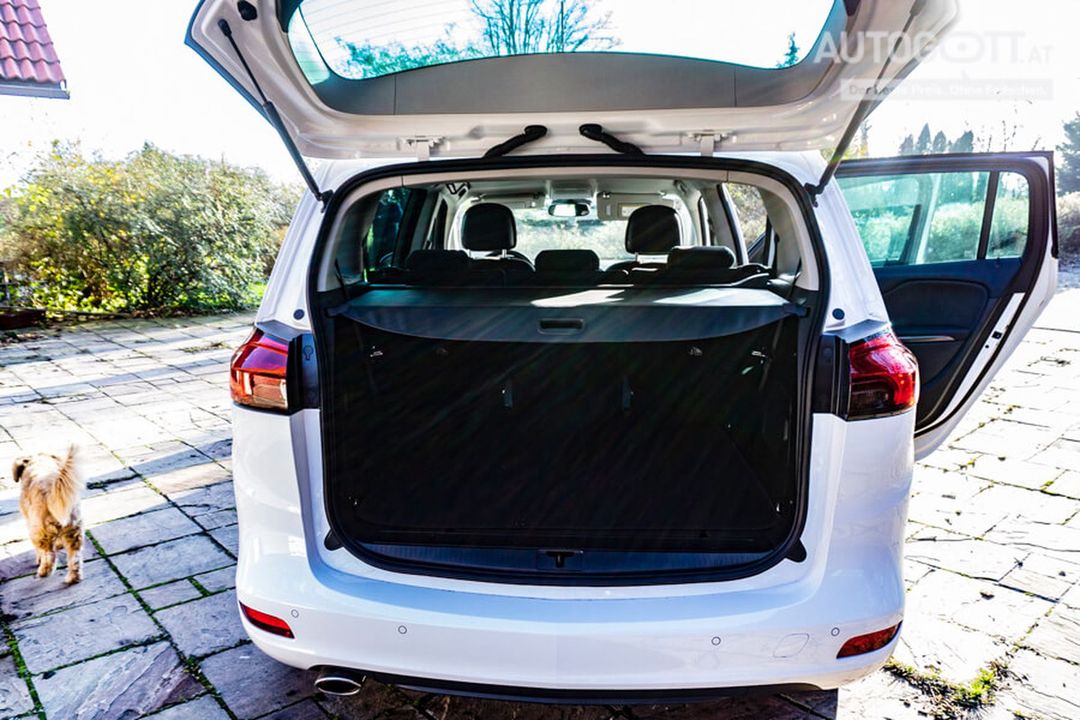 Opel Zafira Überarbeitung 2_07