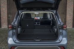 70394-2021highlanderdpldetail027-web-lr