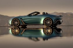 V12_Vantage_Roadster_02