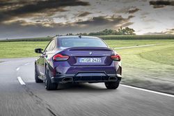 P90444267_highRes_bmw-m240i-xdrive-cou