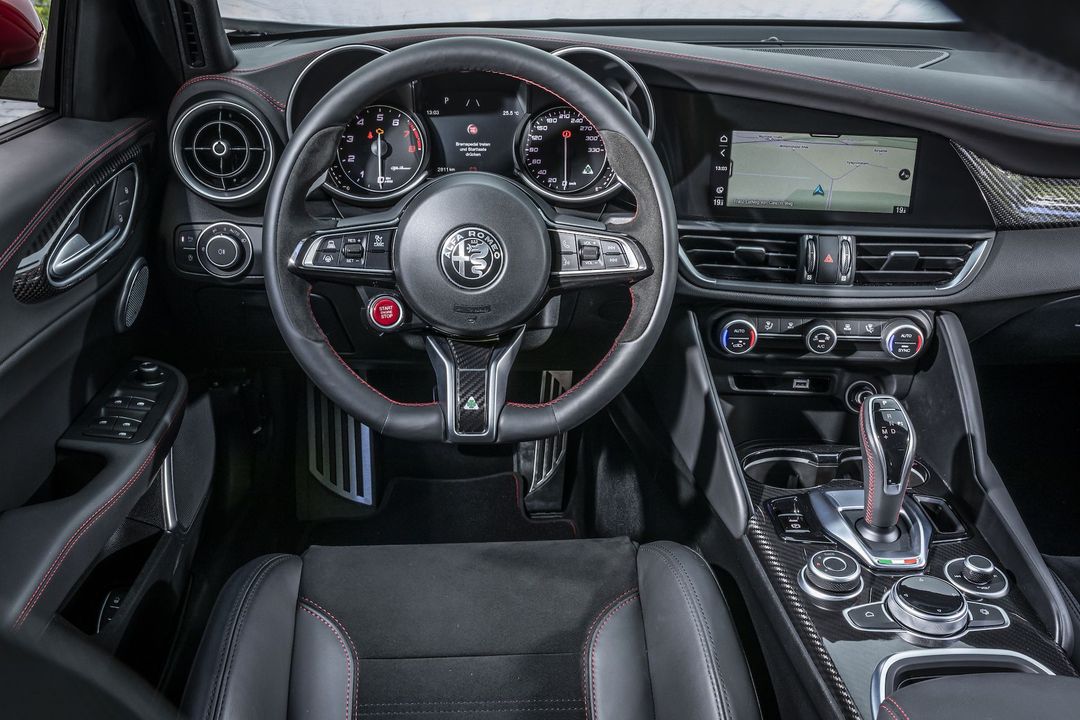fca_germany_alfa_romeo_giulia_quadrifoglio_my2020_063-5ed6059fd7bec