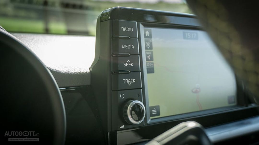 Kia-Picanto-X-Line-2018