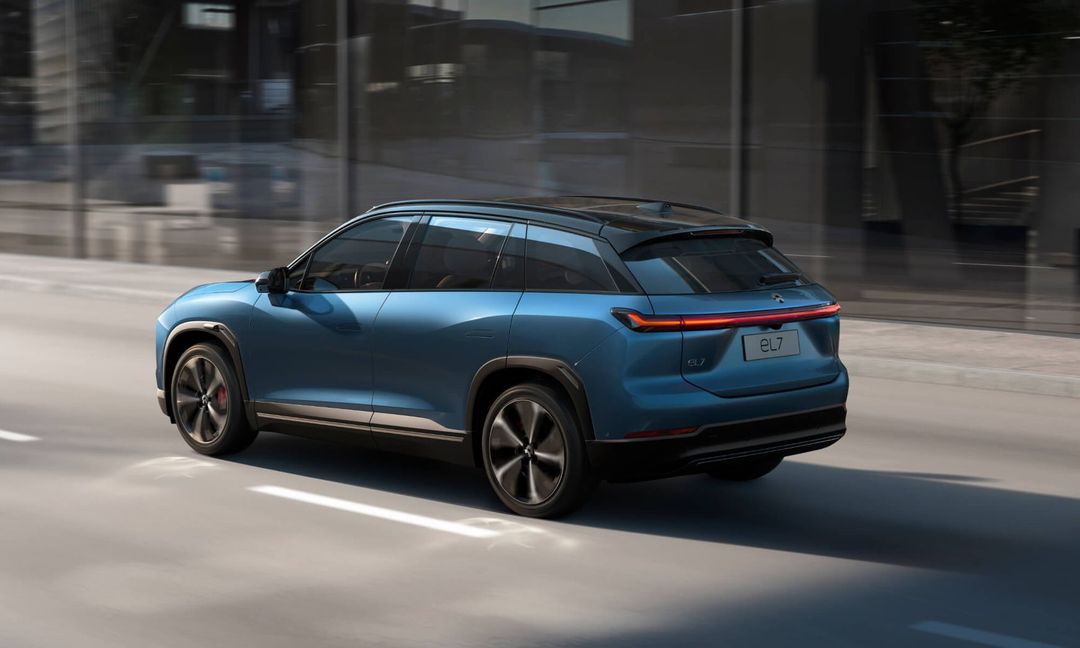 el7_backside_desktop