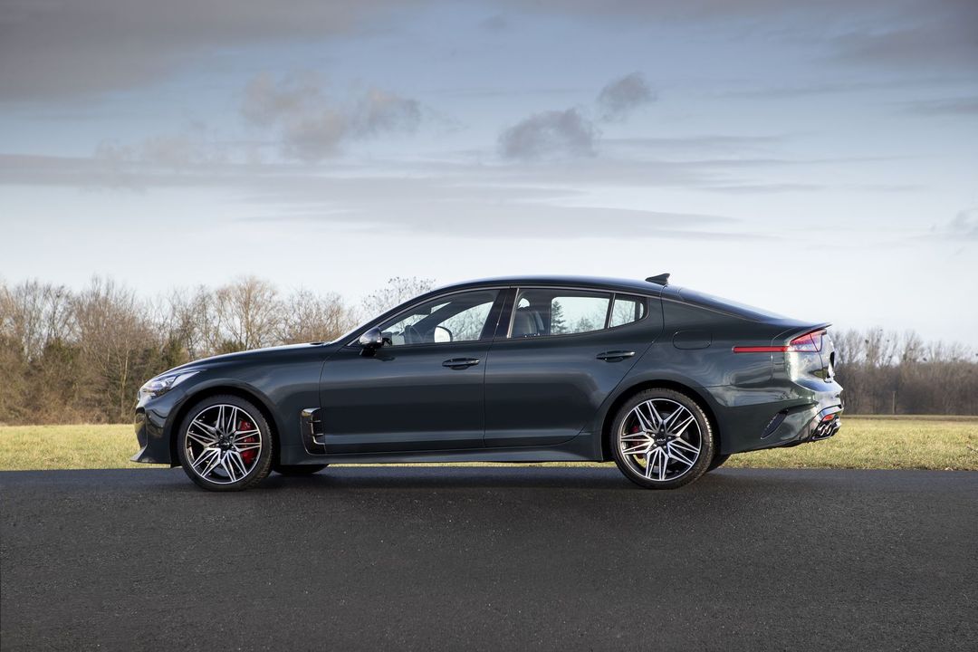 Kia_Stinger_MY22_01
