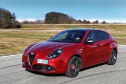 ALFA ROMEO GIULIETTA NUOVA-1