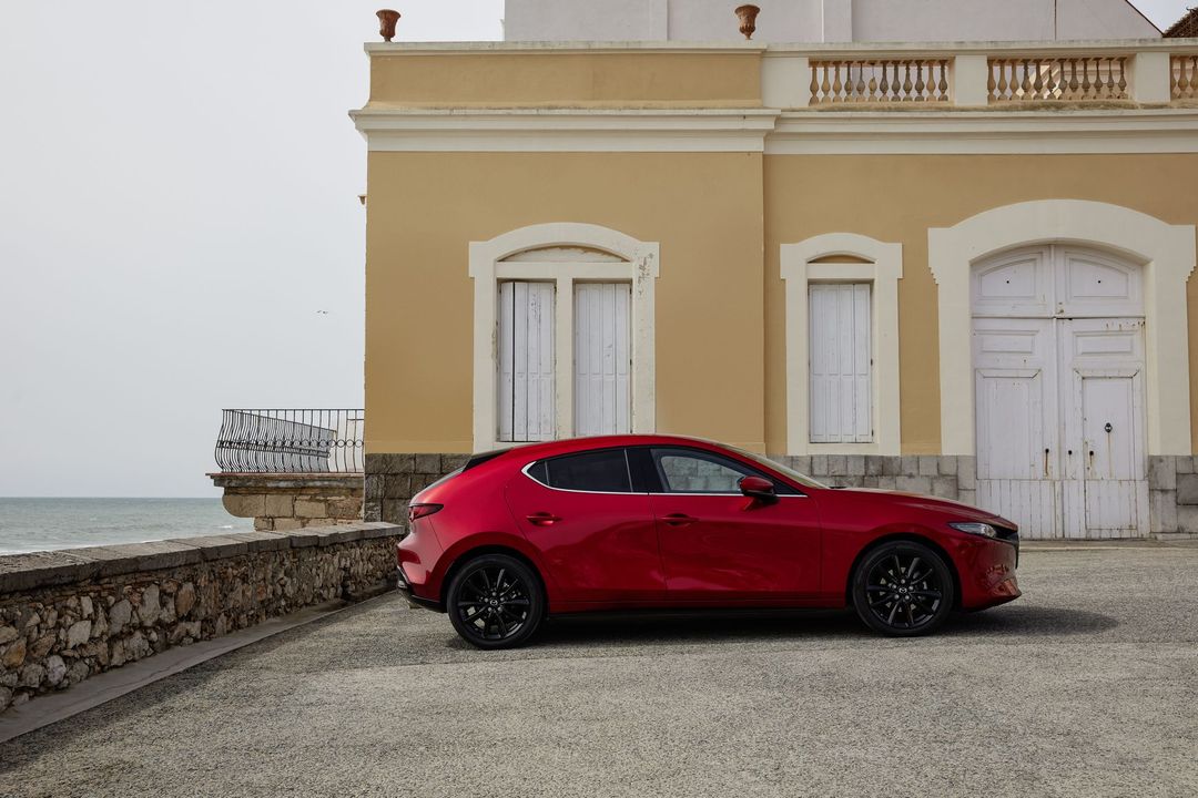 2022_mazda3_spain_still_14_highres