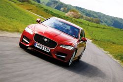Jaguar XF 20 AWD - Die Katze spurt!