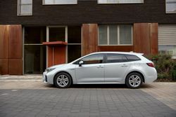 SUZUKI KARTE-1627_sRGB